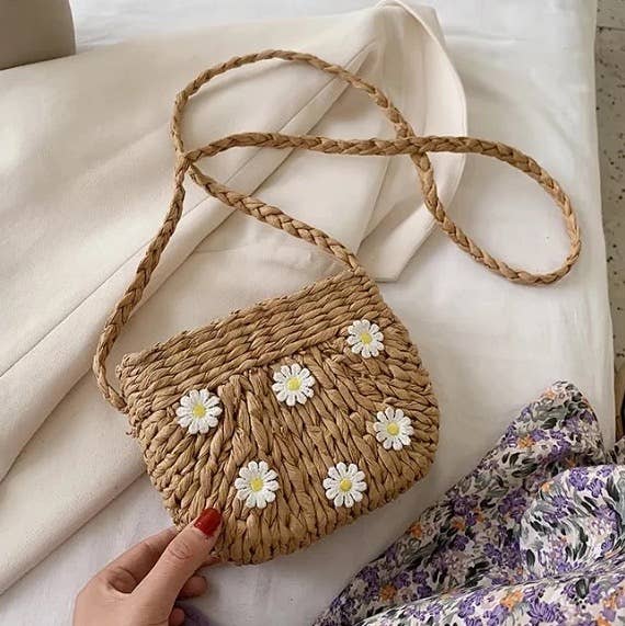 Juicy Bloom Straw Crossbody Bag