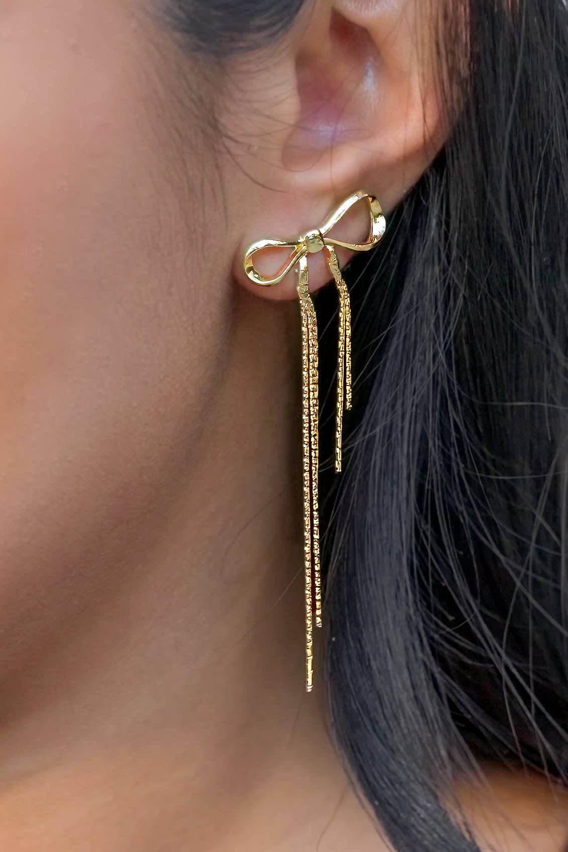 Disco Bow Stud - 18k Gold Plated