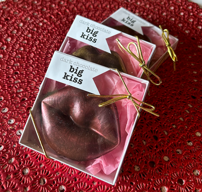 Big Kiss - Organic dark chocolate lips