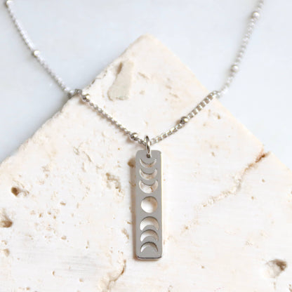 Moon Phase Necklace - Silver