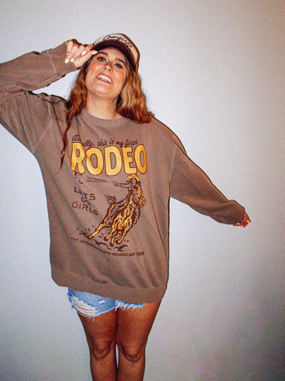 This Is My First Rodeo, Western Oversized Vintage Sweatshirt