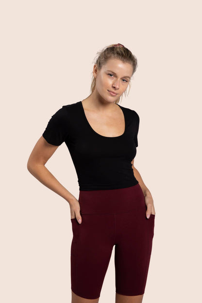 Scoop Neck Short Sleeve Crop Top